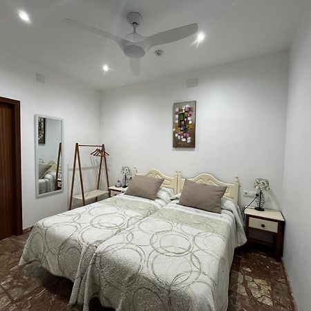 Pension Los Arcos กอร์โดบา ภายนอก รูปภาพ