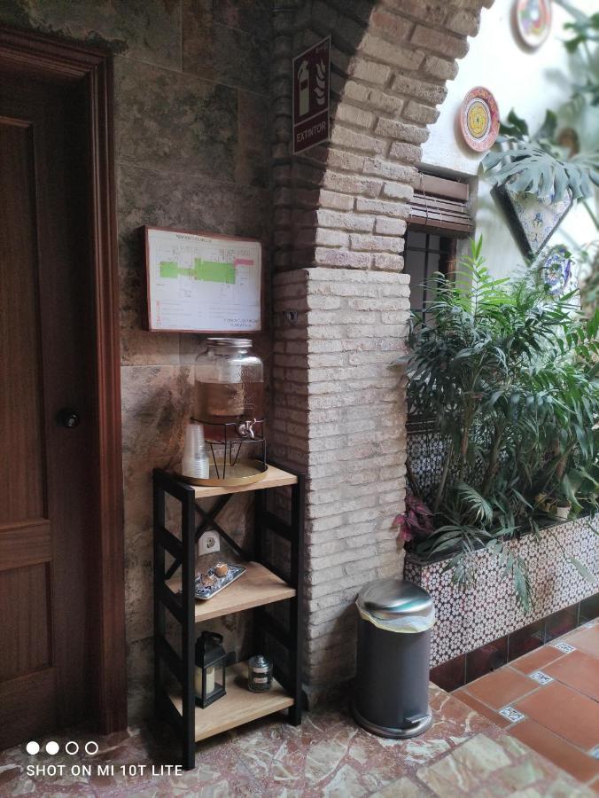 Pension Los Arcos กอร์โดบา ภายนอก รูปภาพ