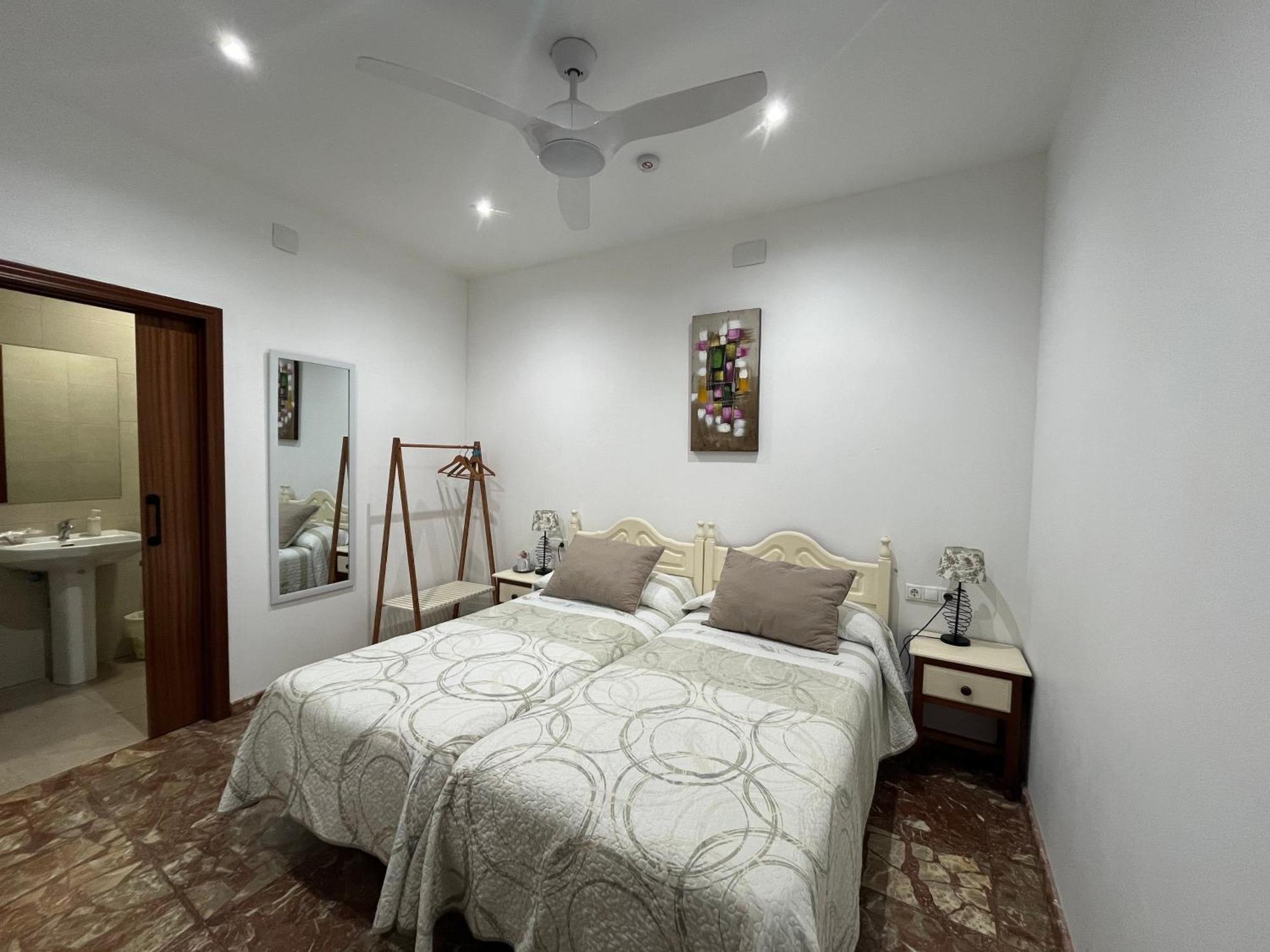 Pension Los Arcos กอร์โดบา ภายนอก รูปภาพ
