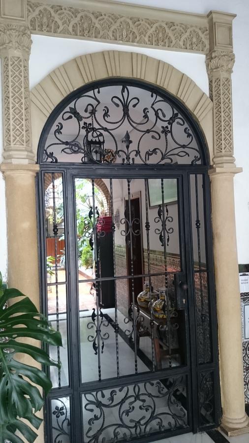 Pension Los Arcos กอร์โดบา ภายนอก รูปภาพ