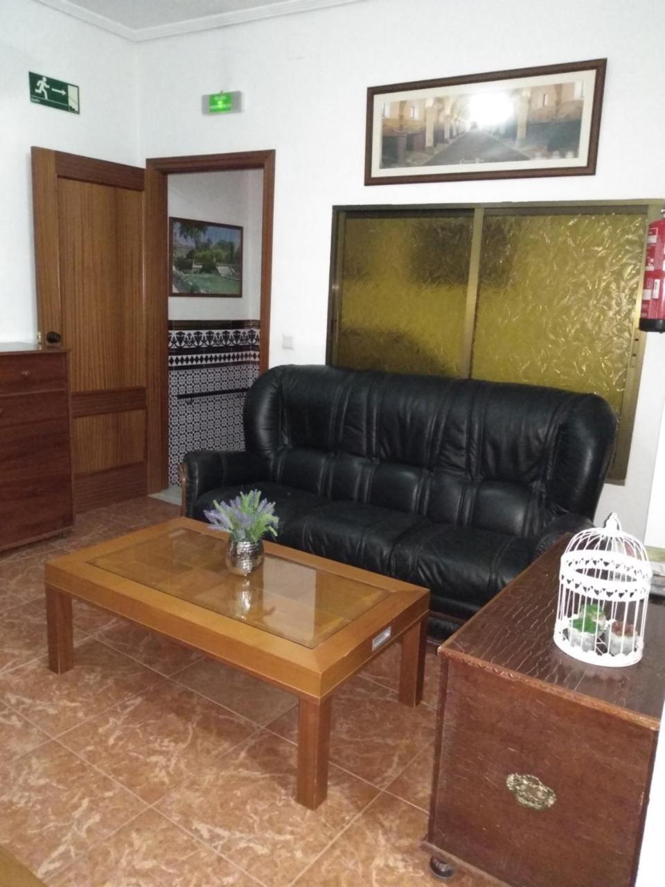 Pension Los Arcos กอร์โดบา ภายนอก รูปภาพ